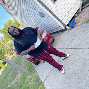 Meet your Posher, Deshaun